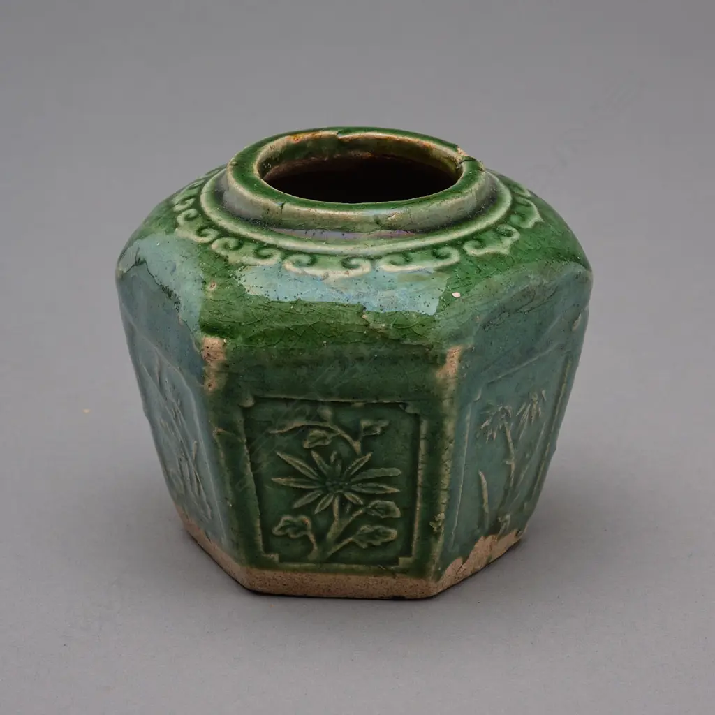 Chinese stoneware jar, Image 1++
